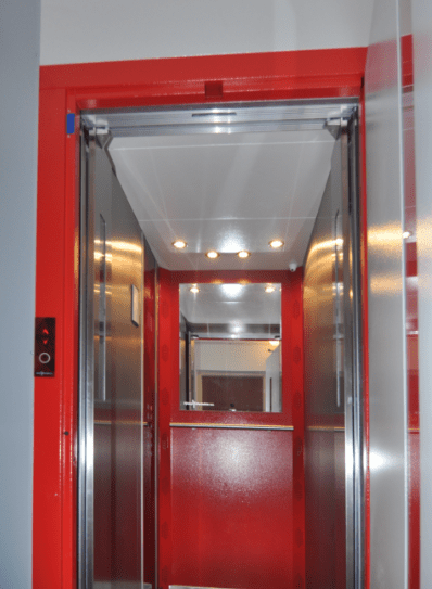 Výtahové kabina